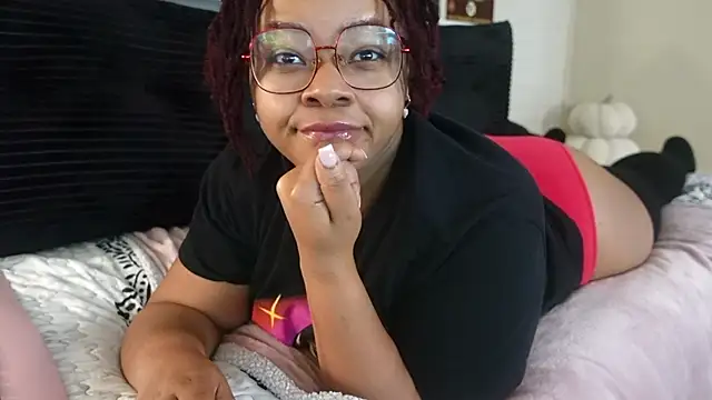 Snapshot of -khayaparker chatting on 11-08-25, 02:39 -khayaparker online show from 11-08-25, 02:39