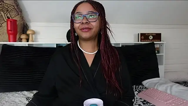 Snapshot of -khayaparker chatting on 01-17-26, 09:25 -khayaparker online show from 01-17-26, 09:25