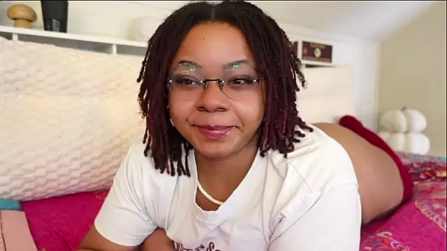 Snapshot of -khayaparker chatting on 02-06-26, 04:43 -khayaparker online show from 02-06-26, 04:43