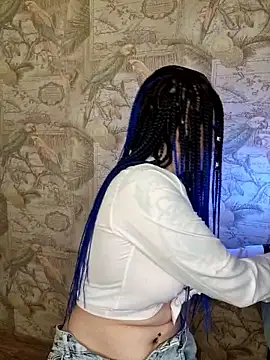 LazyTanukii online show from 01-14-26, 06:41