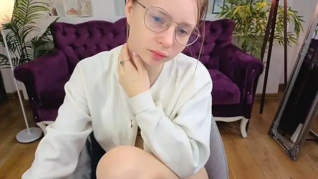 CharmedDoll online show from 04-28-26, 06:29