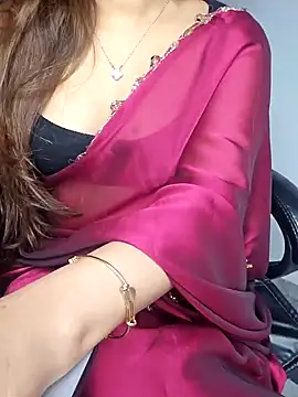 Snapshot of aliyaah_singh chatting on 01-03-25, 05:42 aliyaah singh online show from 01-03-25, 05:42