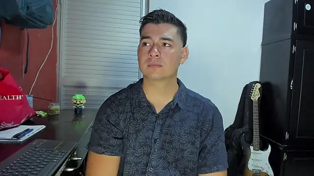 Snapshot of VincentSavage chatting on 02-04-26, 08:14 VincentSavage online show from 02-04-26, 08:14