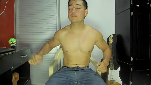 Snapshot of VincentSavage chatting on 02-13-26, 08:27 VincentSavage online show from 02-13-26, 08:27