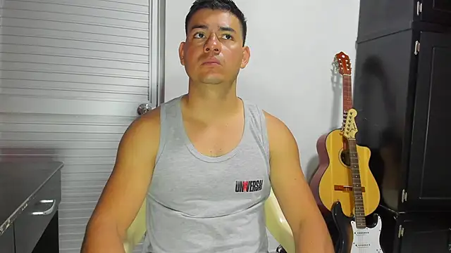 Snapshot of VincentSavage chatting on 03-06-26, 06:59 VincentSavage online show from 03-06-26, 06:59