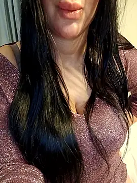 Queen sousou online show from 02-15-26, 10:03