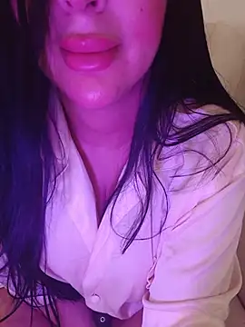 Snapshot of Queen_sousou chatting on 07-09-26, 11:47 Queen sousou online show from 07-09-26, 11:47
