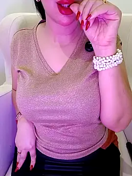 Snapshot of Queen_sousou chatting on 07-12-26, 12:45 Queen sousou online show from 07-12-26, 12:45