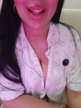 Snapshot of Queen_sousou chatting on 07-19-26, 10:30 Queen sousou online show from 07-19-26, 10:30