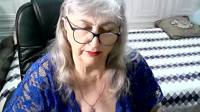 LolkaAlyss online show from 11-22-25, 09:03