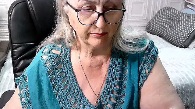 LolkaAlyss online show from 04-26-26, 07:22