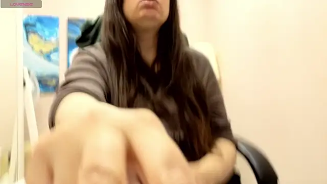 BattyMoll online show from 10-19-25, 03:34