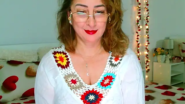 Tyana40 online show from 06-15-26, 01:08