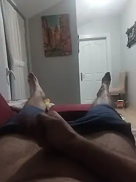 Snapshot of Aykut1990 chatting on 11-02-25, 08:44 Aykut1990 online show from 11-02-25, 08:44