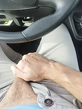 Snapshot of Aykut1990 chatting on 11-18-25, 11:14 Aykut1990 online show from 11-18-25, 11:14