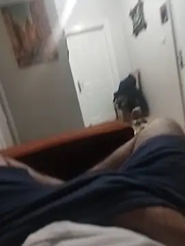 Snapshot of Aykut1990 chatting on 12-05-25, 08:49 Aykut1990 online show from 12-05-25, 08:49