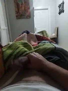 Snapshot of Aykut1990 chatting on 01-12-26, 06:57 Aykut1990 online show from 01-12-26, 06:57