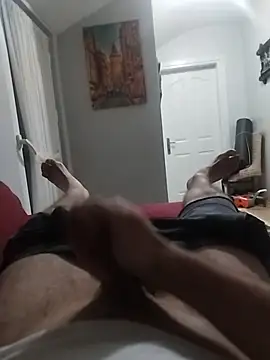 Snapshot of Aykut1990 chatting on 03-06-26, 06:15 Aykut1990 online show from 03-06-26, 06:15