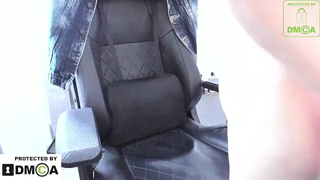 Snapshot of Seans1million chatting on 02-28-25, 04:10 Seans1million online show from 02-28-25, 04:10