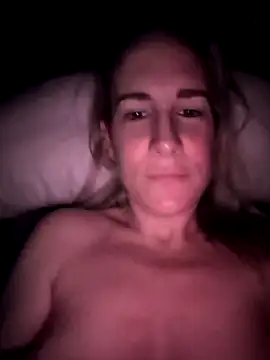 Snapshot of NaomiAndFriends chatting on 01-15-26, 07:02 NaomiAndFriends online show from 01-15-26, 07:02