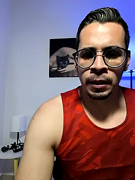 Snapshot of towers_j chatting on 01-05-26, 07:28 towers j online show from 01-05-26, 07:28