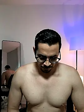 Snapshot of towers_j chatting on 01-14-26, 07:19 towers j online show from 01-14-26, 07:19