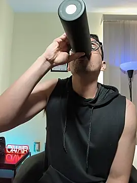 Snapshot of towers_j chatting on 01-31-26, 07:11 towers j online show from 01-31-26, 07:11