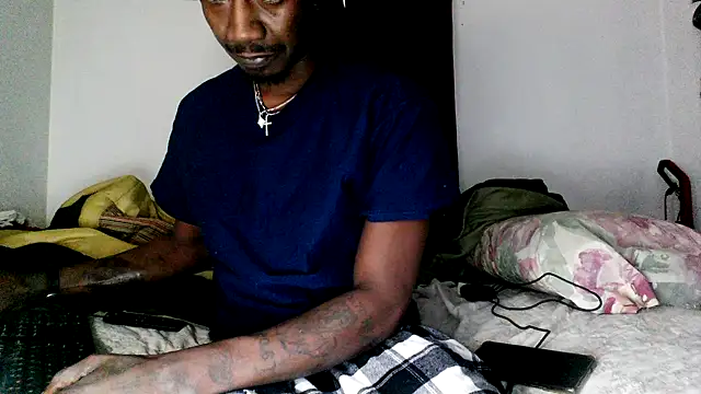 Snapshot of RinsingWood84 chatting on 01-22-25, 06:42 RinsingWood84 online show from 01-22-25, 06:42