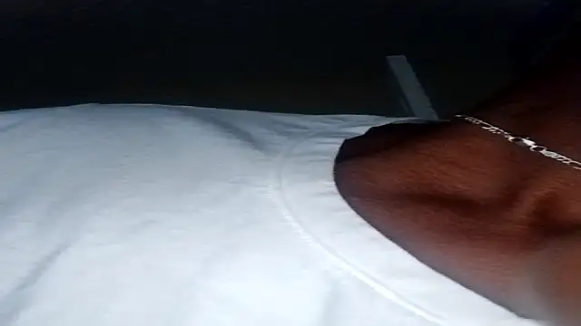 Snapshot of RinsingWood84 chatting on 11-06-25, 12:17 RinsingWood84 online show from 11-06-25, 12:17