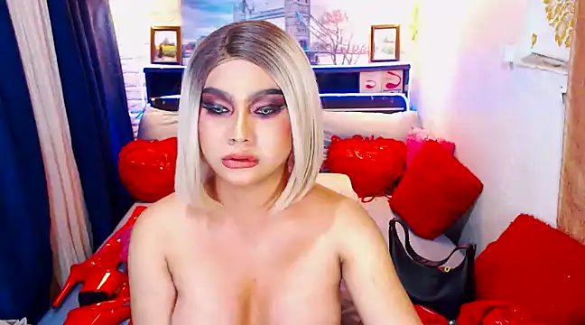 Snapshot of TsGoddessNhicolle chatting on 02-10-25, 01:01 TsGoddessNhicolle online show from 02-10-25, 01:01