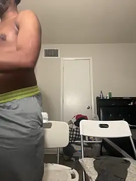 Snapshot of DancingLemonade chatting on 01-18-25, 12:57 DancingLemonade online show from 01-18-25, 12:57