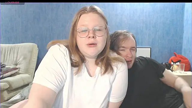 Touch me more please online show from 01-26-25, 03:25