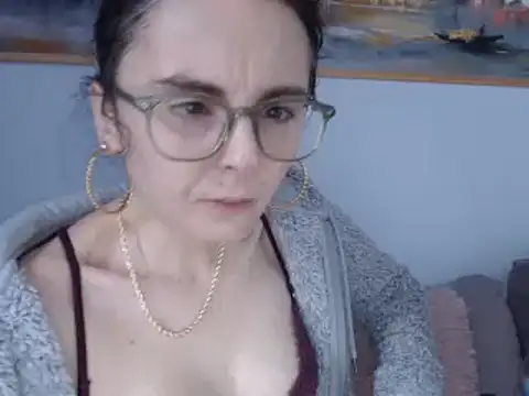 cleophee online show from 03-19-25, 06:46