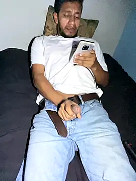 Snapshot of Darkdickhard chatting on 10-05-25, 06:56 Darkdickhard online show from 10-05-25, 06:56