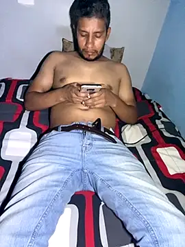 Snapshot of Darkdickhard chatting on 10-11-25, 04:12 Darkdickhard online show from 10-11-25, 04:12