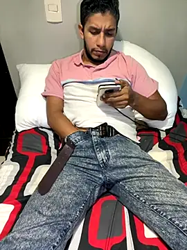 Snapshot of Darkdickhard chatting on 10-15-25, 04:01 Darkdickhard online show from 10-15-25, 04:01