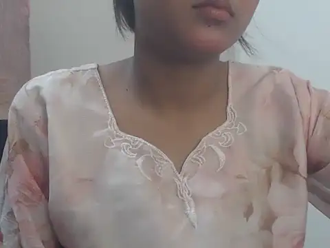 NancyRuvi online show from 04-27-26, 06:06