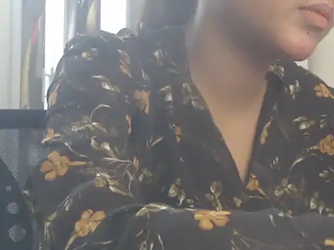 NancyRuvi online show from 07-27-26, 03:52