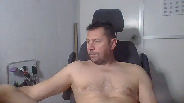 Snapshot of rabyto2 chatting on 10-26-25, 07:03 rabyto2 online show from 10-26-25, 07:03