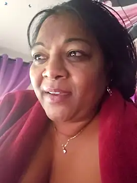 Snapshot of IndianDelia chatting on 09-12-25, 02:28 IndianDelia online show from 09-12-25, 02:28