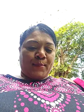 Snapshot of IndianDelia chatting on 09-28-25, 11:48 IndianDelia online show from 09-28-25, 11:48