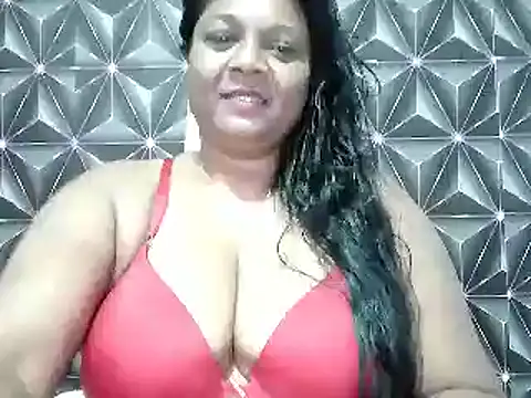 Snapshot of IndianDelia chatting on 01-07-26, 06:10 IndianDelia online show from 01-07-26, 06:10