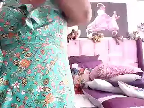 Snapshot of IndianDelia chatting on 02-26-26, 06:12 IndianDelia online show from 02-26-26, 06:12