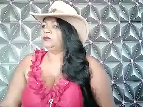 Snapshot of IndianDelia chatting on 03-04-26, 04:40 IndianDelia online show from 03-04-26, 04:40