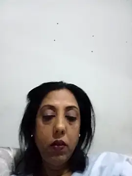 Snapshot of Mahi4luv chatting on 11-30-25, 09:52 Mahi4luv online show from 11-30-25, 09:52