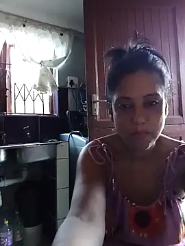 Snapshot of Mahi4luv chatting on 02-03-26, 04:34 Mahi4luv online show from 02-03-26, 04:34