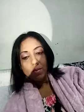 Mahi4luv online show from 06-26-26, 07:18