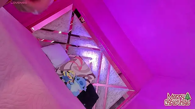 anapuala sexxx online show from 12-25-24, 06:52