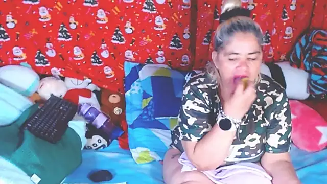 estrellita fugaz16x online show from 02-09-26, 03:21