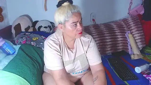 estrellita fugaz16x online show from 07-23-26, 04:32